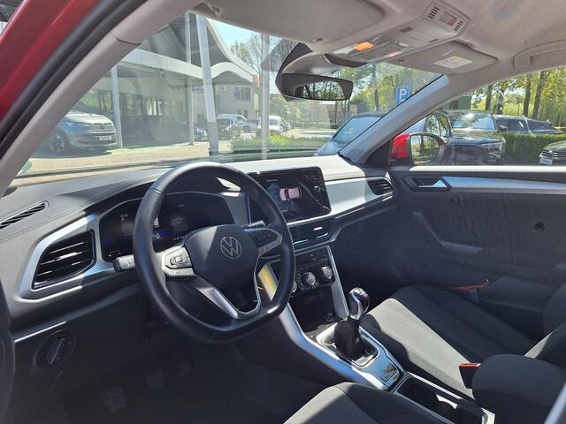 Volkswagen T-Roc 1.0 TSI Life (Navi,Carplay,Acc,Virtual,Led)