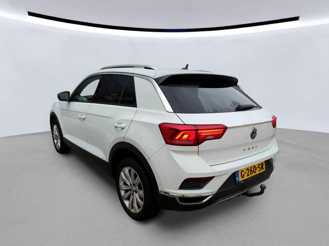 Volkswagen T-Roc 1.0 TSI Style | Trekhaak | Panorama | Full-LED | Navi