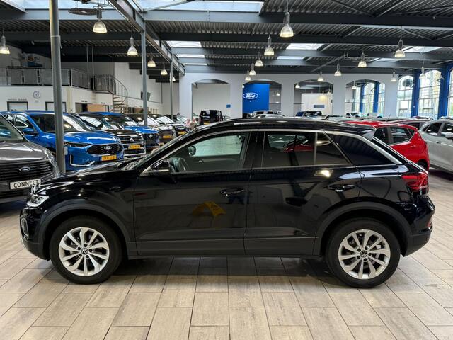Volkswagen T-Roc 1.5 TSI Life Edition | AUTOMAAT | Adapt. Cruise | Clima | Camera | LED | Apple carplay // Android auto | Fabrieksgarantie t/m 03-2029 |