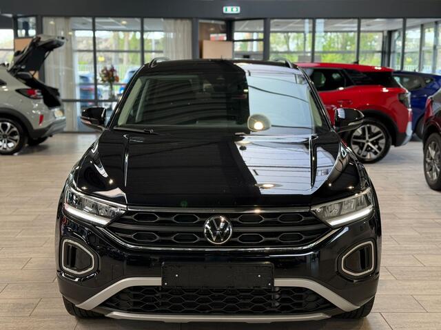 Volkswagen T-Roc 1.5 TSI Life Edition | AUTOMAAT | Adapt. Cruise | Clima | Camera | LED | Apple carplay // Android auto | Fabrieksgarantie t/m 03-2029 |