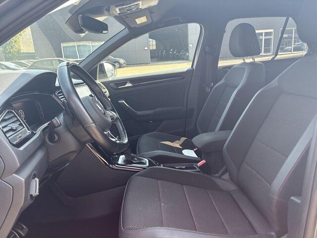 Volkswagen T-Roc 1.5 TSI 150pk DSG Sport · Apple/Android Car Play · Camera · Keyless · Navigatie · Stoelverwarming · 19'' Inch ·