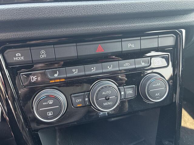 Volkswagen T-Roc 1.5 TSI 150pk DSG Sport · Apple/Android Car Play · Camera · Keyless · Navigatie · Stoelverwarming · 19'' Inch ·