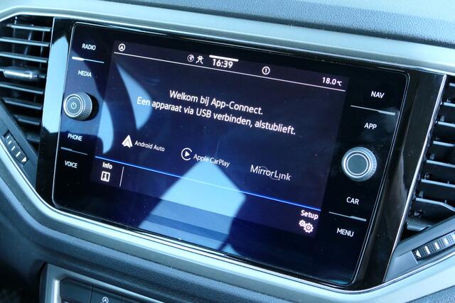 Volkswagen T-Roc 1.0 TSI Style |Clima|Camera|PDC|Carplay!