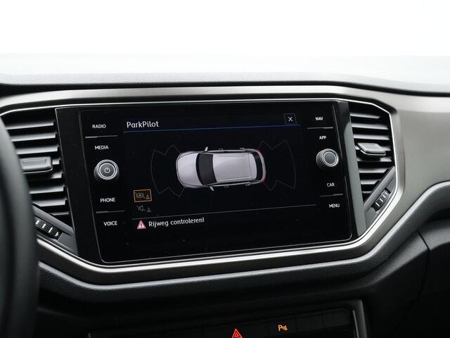 Volkswagen T-Roc 1.0 TSI 115 pk Style | Adaptive Cruise | Navigatie | Parkeersensoren | Carplay