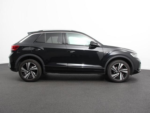 Volkswagen T-Roc 1.5 TSI 150pk DSG R-Line Navigatie Apple Carplay/Android Auto Parkeersensoren Camera Adaptive Cruise Control Elektrische achterklep Stoel- en stuurverwarming Climate Control Ledverlichting Virtual Cockpit