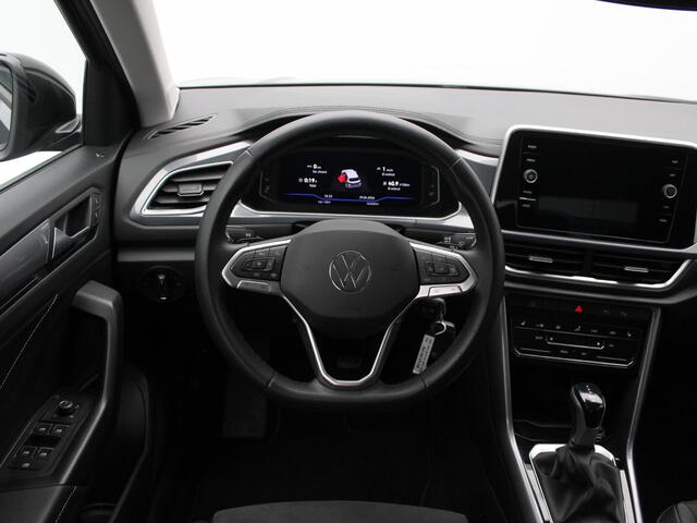 Volkswagen T-Roc 1.5 TSi 150 Pk Automaat Style | Camera | Adaptive Cruise | Stoelverwarming | CarPlay | navigatie | 17 Inch | 26.368 Km !!