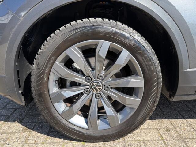 Volkswagen T-Roc 1.5 TSI DSG SPORT PANO-DAK/ACC/CAMERA/ACC/STOELVERW