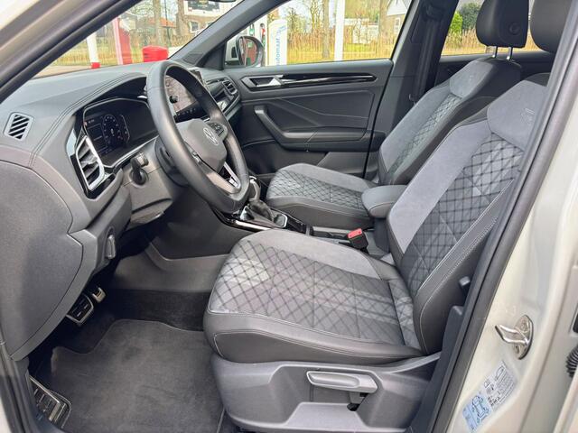 Volkswagen T-Roc 1.5 TSI R-Line Business+ IQ LIGHT | CAMERA | BLIND SPOT | ACC | STOEL- EN STUURVERWARMING