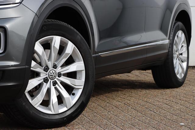Volkswagen T-Roc 1.5 TSI Sport 150pk | Camera | Adaptive