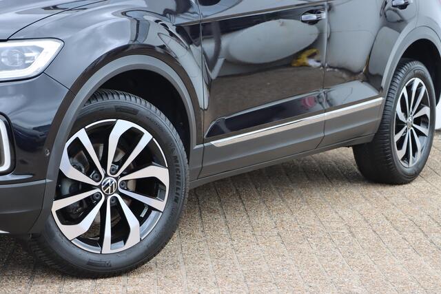 Volkswagen T-Roc 1.5 TSI Style 150pk DSG7 | Carplay | Stoelverwarming | Sensoren | IQ. Drive | Navi