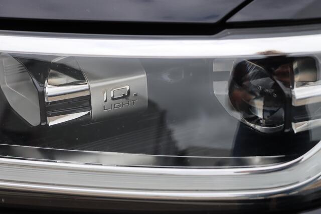 Volkswagen T-Roc 1.5 TSI Style 150pk DSG7 | Carplay | Stoelverwarming | Sensoren | IQ. Drive | Navi