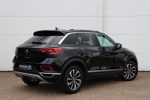 Volkswagen T-Roc 1.5 TSI Style 150pk DSG7 | Carplay | Stoelverwarming | Sensoren | IQ. Drive | Navi