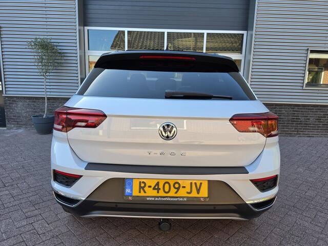 Volkswagen T-Roc | Pano dak | Carplay | Trekha 1.5 TSI Sport BnsR