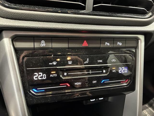 Volkswagen T-Roc 1.5 TSI 150pk DSG Life Edition · Camera · Trekhaak · Navigatie · Apple/Android Car Play · 17'' Inch · Garantie t/m 15-08-2028 of 100.000km