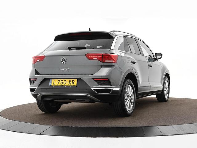 Volkswagen T-Roc 1.0 TSI 110pk Style · Camera · ACC · Apple/Android Car Play · Navigatie · Verkeersbord Detectie · Elek. Inklapbare Spiegels ·