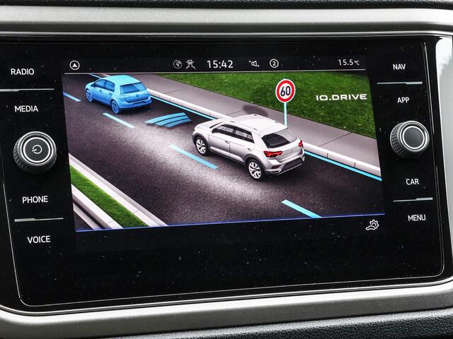 Volkswagen T-Roc 1.0 TSI 110pk Style · Camera · ACC · Apple/Android Car Play · Navigatie · Verkeersbord Detectie · Elek. Inklapbare Spiegels ·