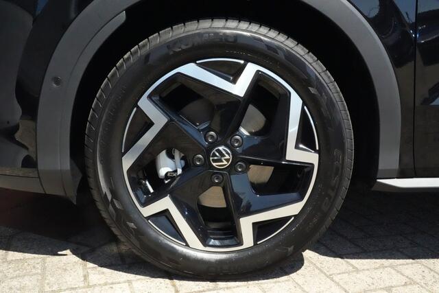Volkswagen T-Roc 1.5 eTsi R-Line Edition 150pk Navigatie/Stoelverwarming/Camera