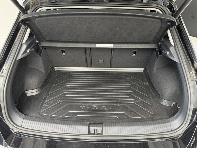 Volkswagen T-Roc 1.5 TSI Style Business | Panoramadak | Navigatie | Climate Control | Elektrische Achterklep |