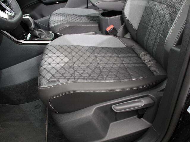 Volkswagen T-Roc 1.5 eTsi R-Line Edition Automaat Camera Navigatie Apple Carplay/Android Auto Climate control Lichtmetalen Velgen Extra Getint Glas Lichtmetalen Velgen Voorstoelen verwarmbaar