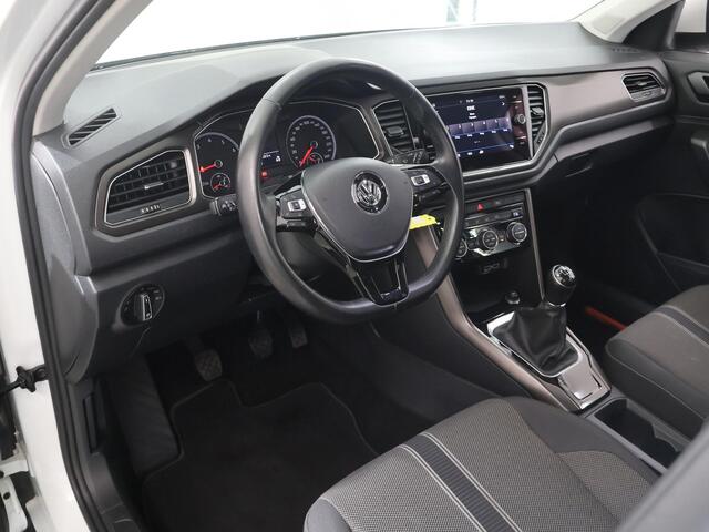 Volkswagen T-Roc 1.0 TSI Style | Trekhaak | Panoramadak | Navigatie | PDC | DAB | Apple CarPlay/Android Auto | Climate Control | Adaptieve Cruise Control |