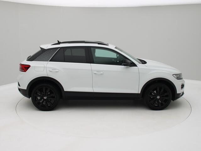 Volkswagen T-Roc 1.5 TSI Sport Pano, Trekhaak, Camera, Stoelverwarming