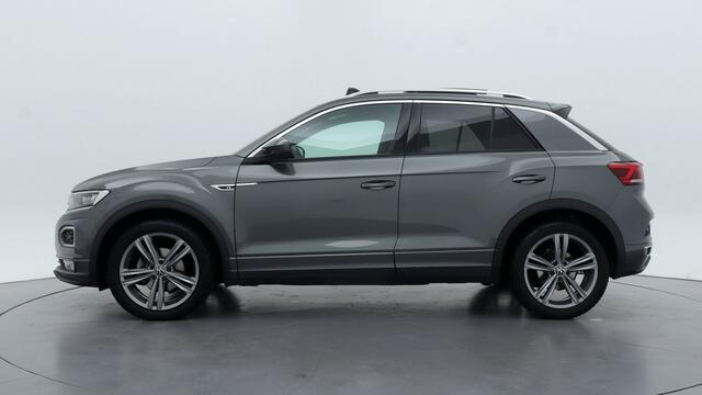 Volkswagen T-Roc 1.5 TSI 150pk Sport Business R / Trekhaak / Panoramadak / Navigatie / Camera