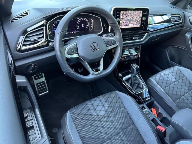 Volkswagen T-Roc 1.5 TSI 150pk DSG R-Line | Camera | Keyless | Elek. Achterklep | Dode hoek | Rijklaar incl. 1 jaar Bovag garantie