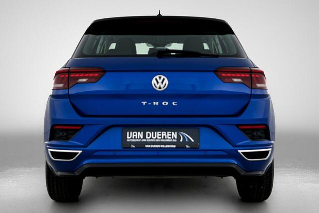 Volkswagen T-Roc 1.0 TSI Style Bus. R-line Stoelverwarming, ACC,