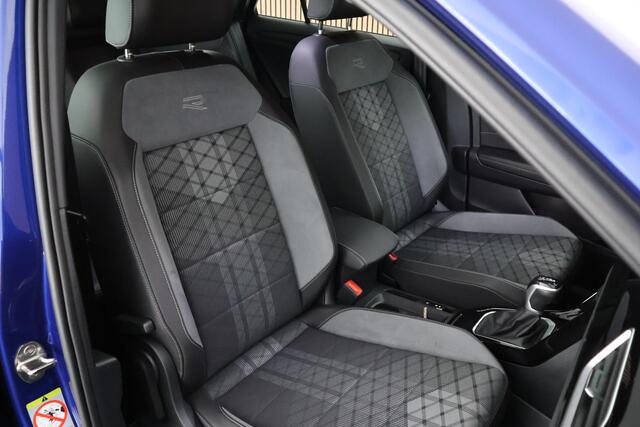 Volkswagen T-Roc 1.5 TSI 150pk DSG R-Line Camera Navigatie Stoelverwarming Adaptive Cruise