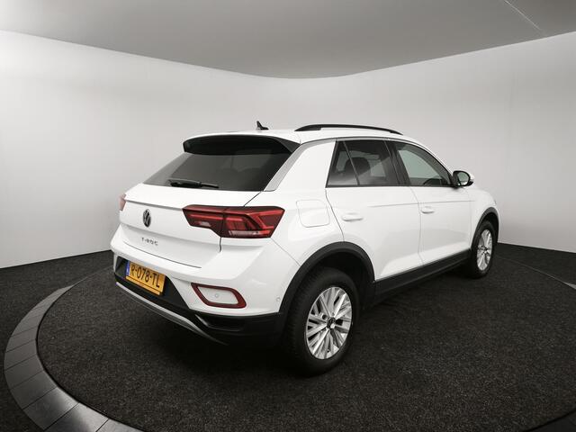 Volkswagen T-Roc 1.5 TSI Life | Camera | Navigatie | Adaptieve cruise | AppleCarplay | Digital Cockpit |