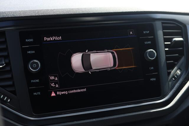Volkswagen T-Roc 1.0 TSI STYLE | CLIMA | CRUISE | TREKHAAK | RIJKLAAR