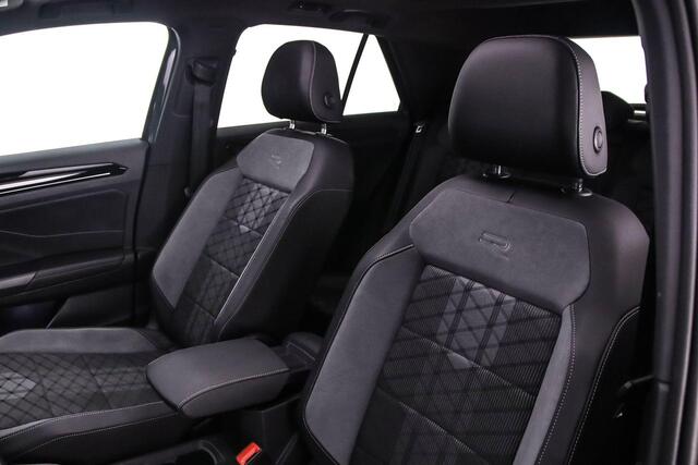 Volkswagen T-Roc R-Line 1.5 TSI 150pk DSG Automaat Panoramadak, Adaptive cruise control, Achteruitrijcamera, LED koplampen, App connect, Airco, DAB, Radio, Bluetooth