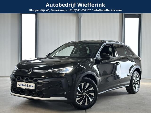 Volkswagen T-Roc 1.5 eTsi 150 pk Life First Edition | Comfort | Camera | Trekhaak |