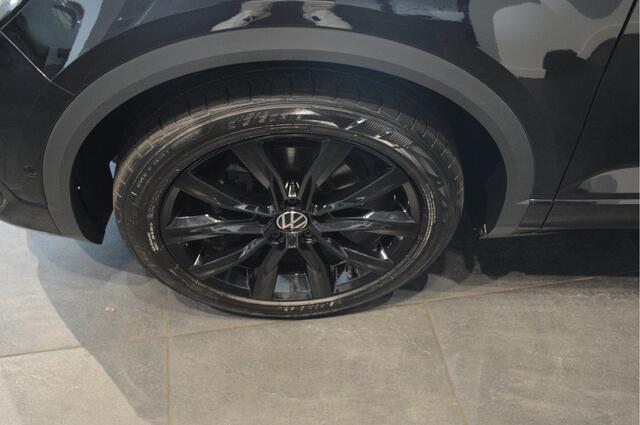 Volkswagen T-Roc 1.5 TSI 2X R-LINE Black Style navi cruise 18 inch 150 pk !!
