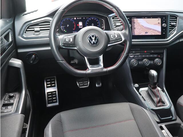 Volkswagen T-Roc 1.5 TSI 150PK AUTOMAAT Sport | NAVI | PANO-DAK | TREKHAAK | CAMERA | CLIMA | ELEK. ACHTERKLEP |