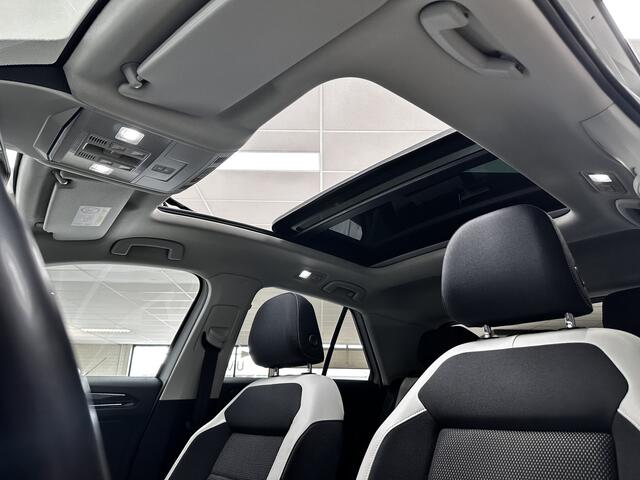 Volkswagen T-Roc 1.5 TSI Sport/ Open-Pano Dak/ Automaat/ LED Koplampen/ Virtual Cockpit/ Trekhaak/ Clima/ Navi/ Cruise/ Bluetooth/ Multi.LEDER.Stuur/ Elek.Pakket/ Isofix/ PDC V+A.