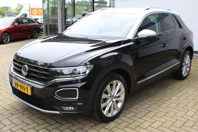 Volkswagen T-Roc 1.0 TSI Style | Incl. 12 maanden Garantie | Adaptive cruise controle | Navigatie | Draadloze telefoonlader | Climate controle | Apple CarPlay/Android Auto | Elektrische kofferbakklep | Parkeersensoren V+A | Virtual cockpit | Origineel NL Auto | NAP |