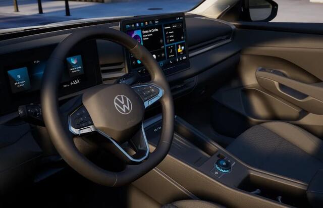 Volkswagen T-Roc 1.5 eTsi Life First Edition !!!Profiteer ook van ¤ 4.000 inruilpremie!!!