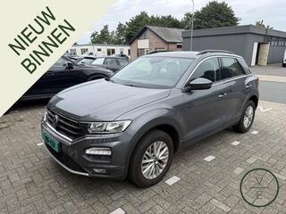 volkswagen-t-roc-1.5-tsi-style--ca