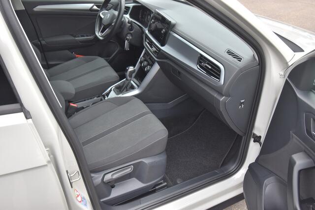 Volkswagen T-Roc 1.5 TSI Life 75 Edition , VIRTUAL COCKPIT , NAVI , CR CONTR , LED KOPL , PDC V+A , A UITRIJ CAM ,