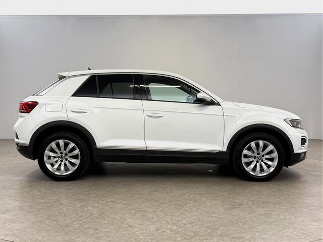Volkswagen T-Roc 1.5 TSI Sport | Adap. Cruise | Carplay | Clima | Sfeer | LED | Keyless | Parkeersens.