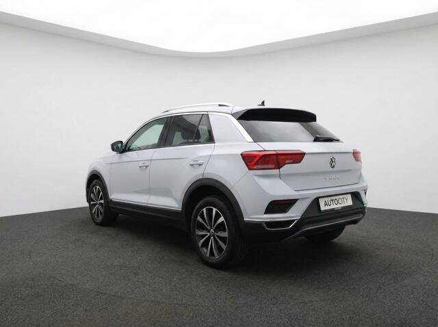 Volkswagen T-Roc 1.5 TSI Sport 150PK | Stoelverwarming | Virtual Cockpit | Camera