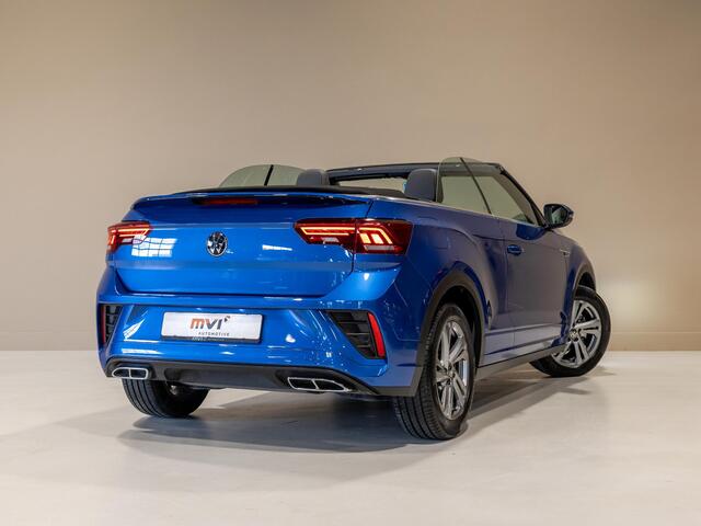 Volkswagen T-Roc Cabrio 1.5 TSI R-Line / 150pk / Achteruitrij camera / Stoel en stuur verwarming / Dodehoek herkenning /