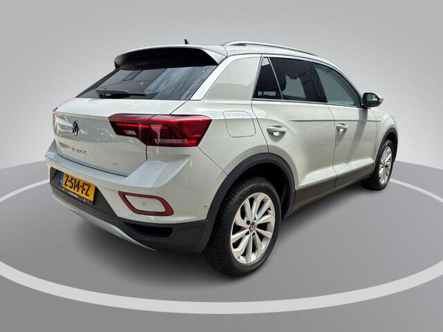 Volkswagen T-Roc 1.0 TSI 110pk Life · Camera · Apple/Android Car Play · Parkeer assistent · ACC · Clima · Draadloze Telefoonlader · Elek. Inklapbare Spiegels · Garantie t/m 28-03-2028 of 100.000km