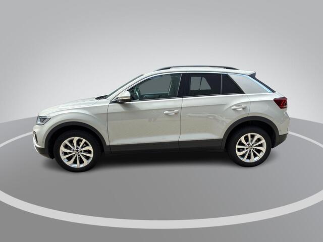 Volkswagen T-Roc 1.0 TSI 110pk Life · Camera · Apple/Android Car Play · Parkeer assistent · ACC · Clima · Draadloze Telefoonlader · Elek. Inklapbare Spiegels · Garantie t/m 28-03-2028 of 100.000km