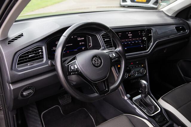 Volkswagen T-Roc 1.5 TSI Sport , Adap. cruise, Trekhaak, Stoel/stuurverwarming,
