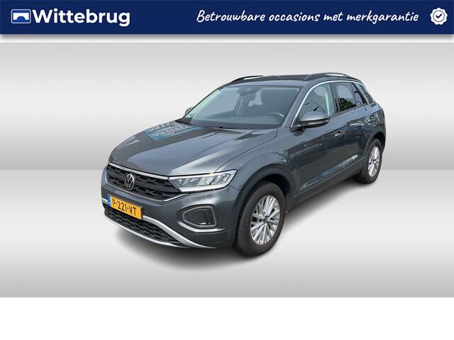 Volkswagen T-Roc 1.0 TSI Life Business Navigatie / Parkeersensoren / Clima / LED verlichting / LM Velgen / App-connect