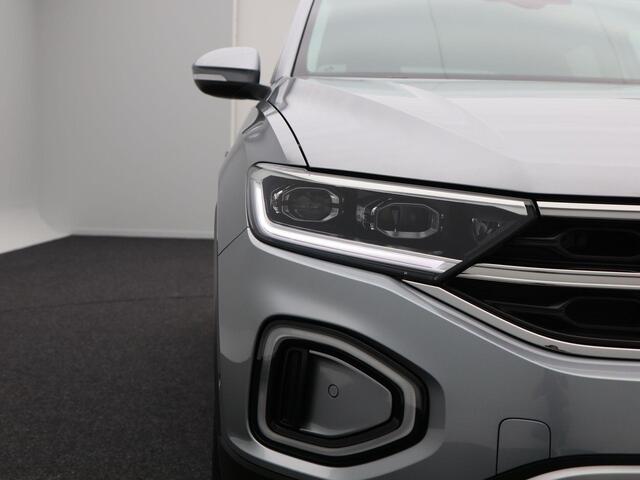 Volkswagen T-Roc 1.5 TSi 150 Pk Automaat Style | Full LED | Stoelverwarming | Adaptive Cruise | Camera | Carplay | 17 Inch | 22.299 Km !!