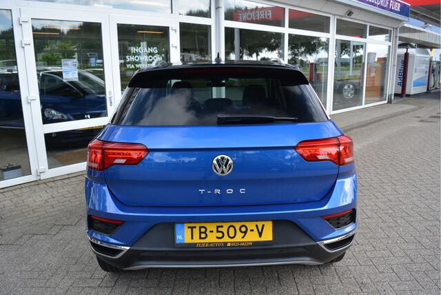 Volkswagen T-Roc 1.0 115PK TSI Style Plus | Digi Dash | Adaptive | LED | Orig. NL | 18 INCH |