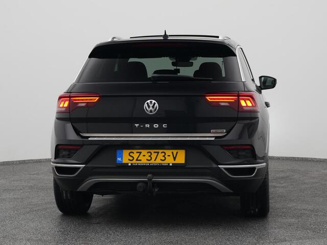 Volkswagen T-Roc 2.0 TSI 4Motion Sport | PANO | TREKHAAK | ADAPTIVE